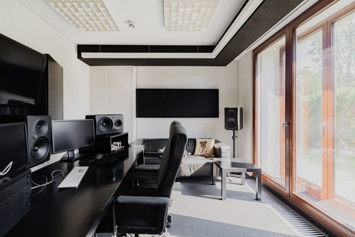 Mieszkanie 7 pokojowe na Sprzedaż