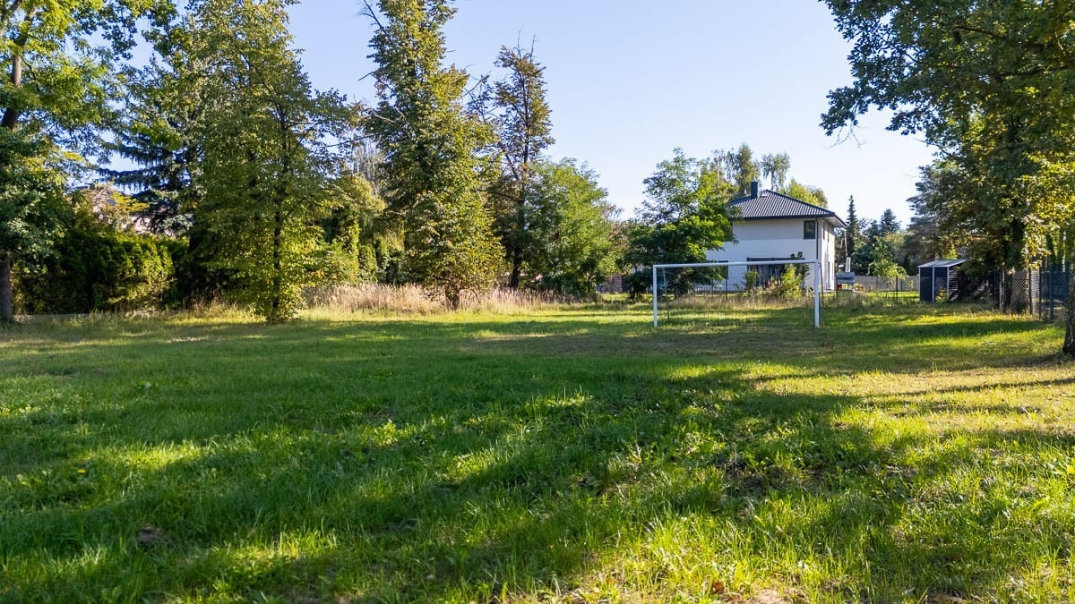 Działka  pokojowe na Sprzedaż