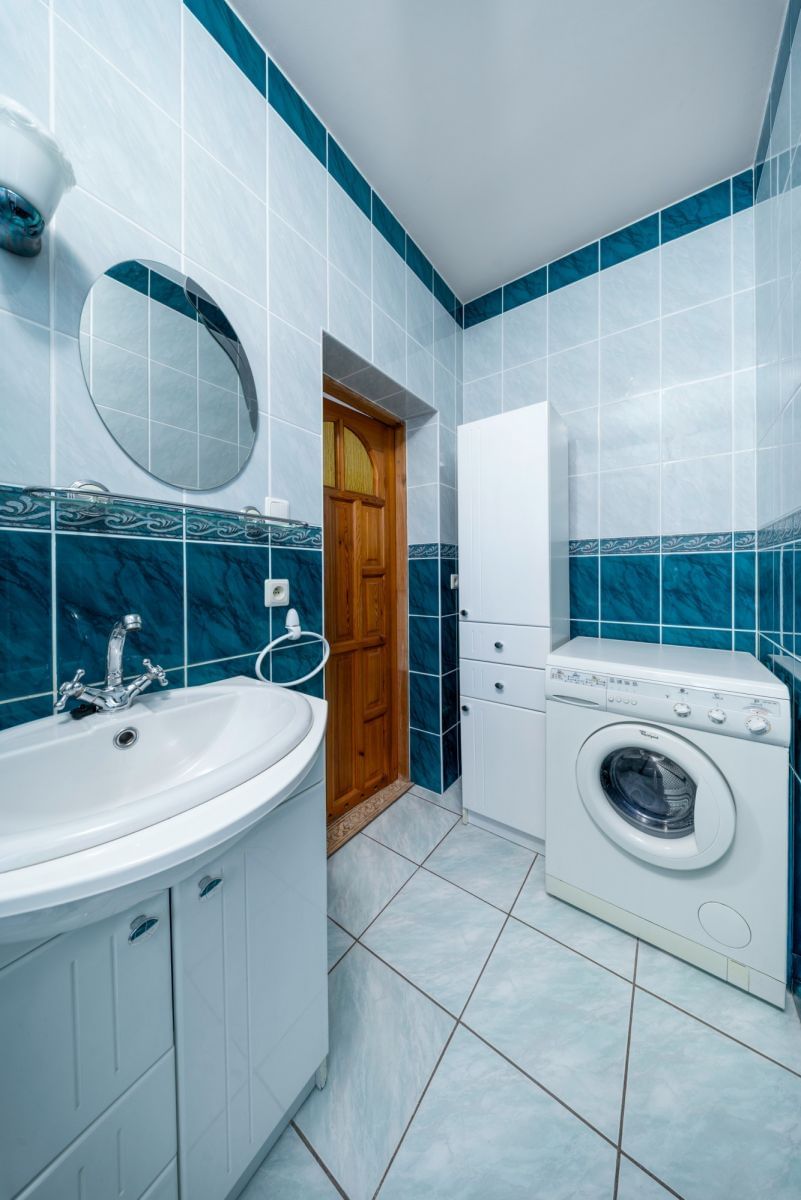 Dom 6 pokojowe na Sprzedaż