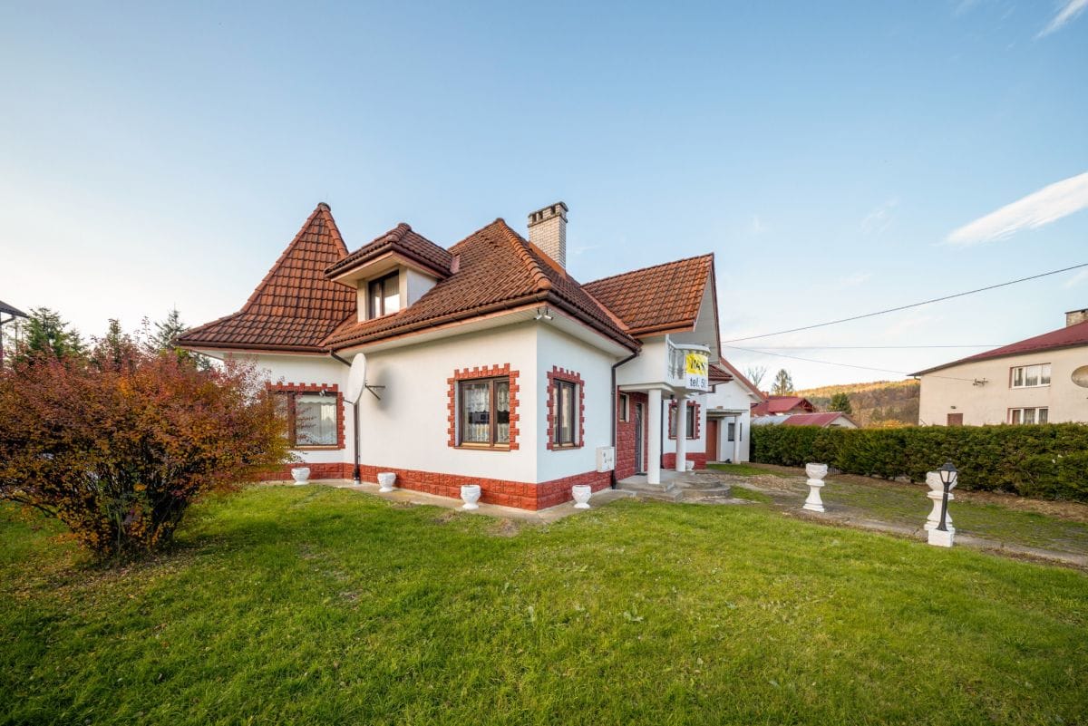 Dom 6 pokojowe na Sprzedaż