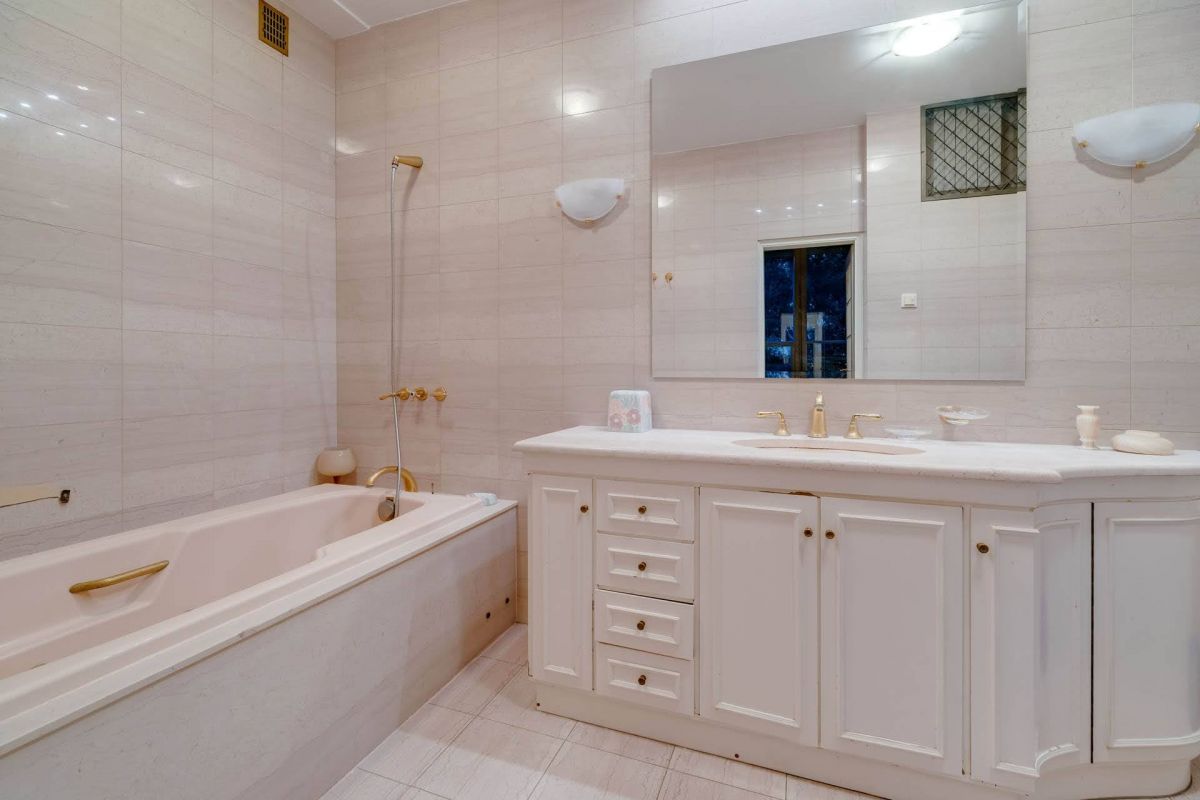 Lokal użytkowy  pokojowe na Wynajem