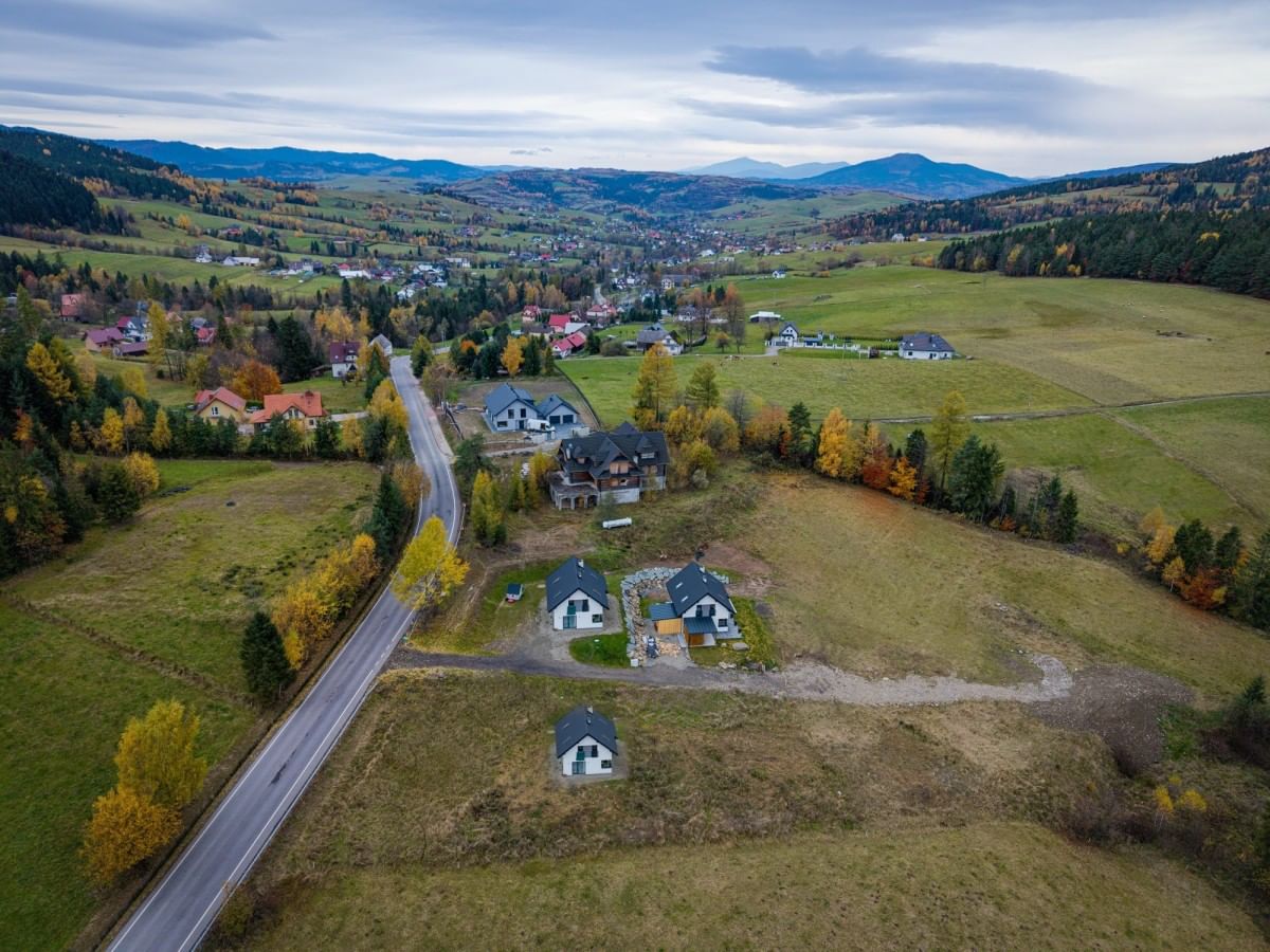 Dom 5 pokojowe na Sprzedaż