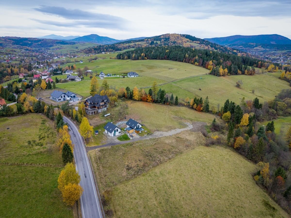 Dom 5 pokojowe na Sprzedaż