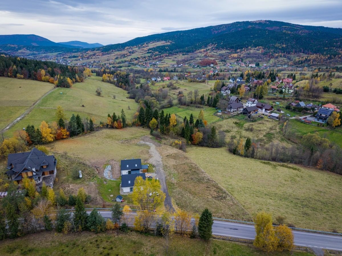 Dom 5 pokojowe na Sprzedaż