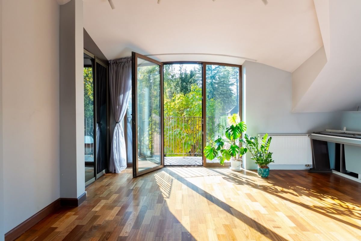 Dom 5 pokojowe na Sprzedaż