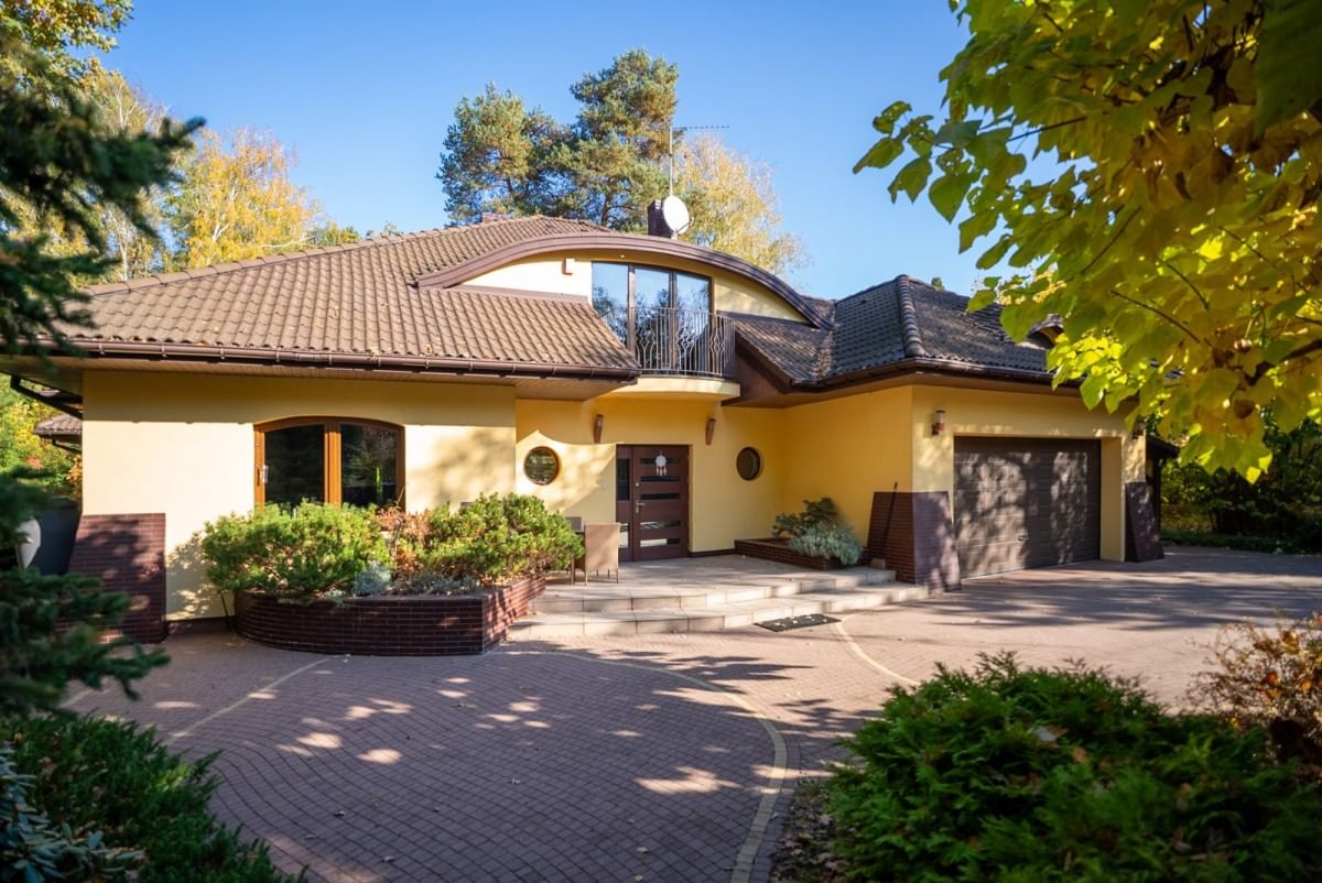 Dom 5 pokojowe na Sprzedaż