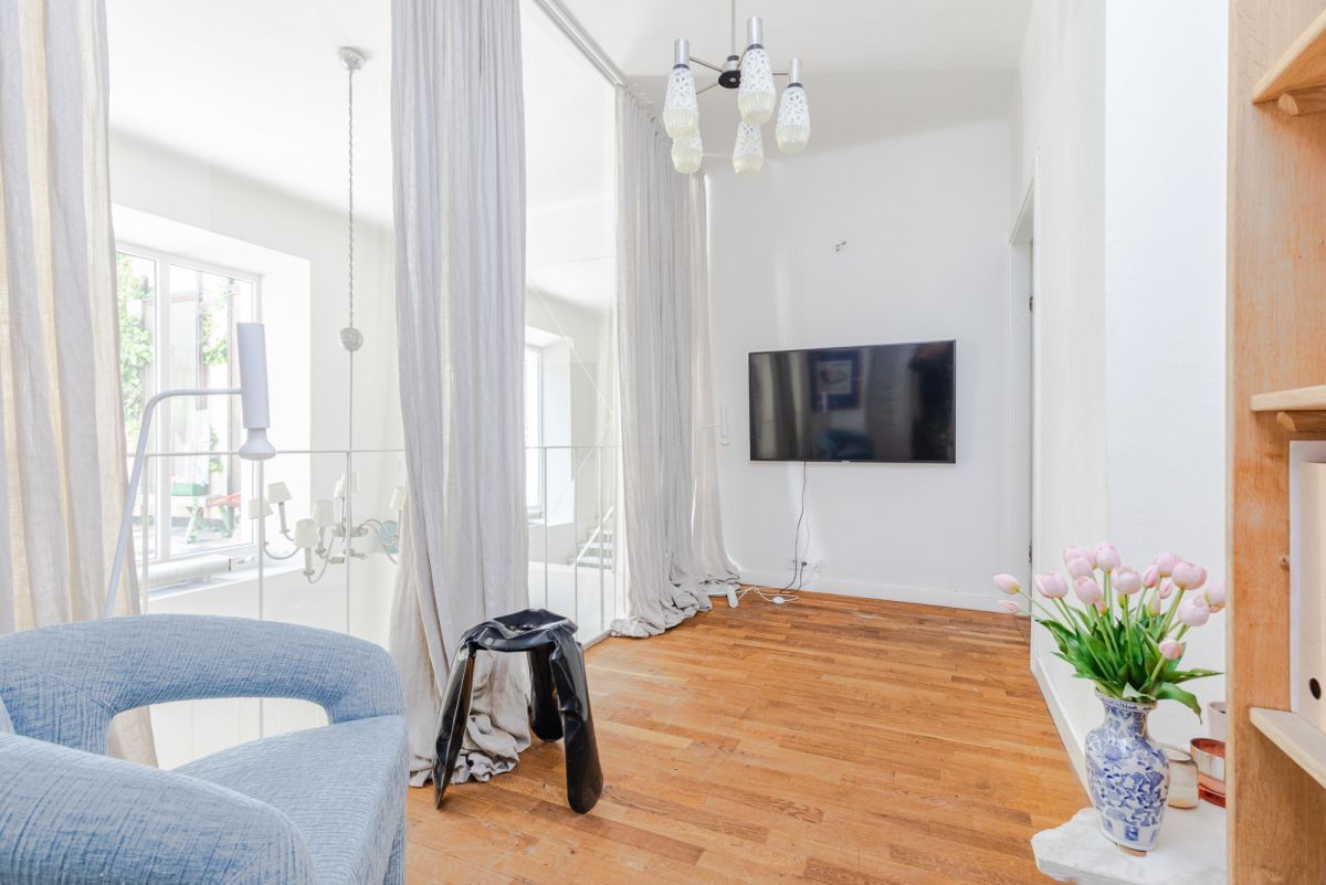 Mieszkanie 5 pokojowe na Sprzedaż