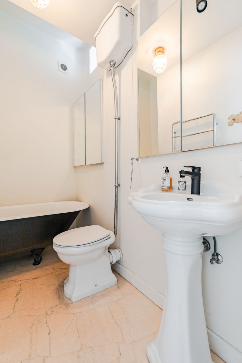 Mieszkanie 5 pokojowe na Sprzedaż