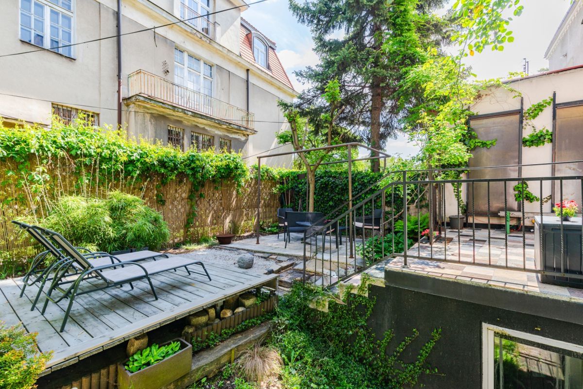 Mieszkanie 5 pokojowe na Sprzedaż