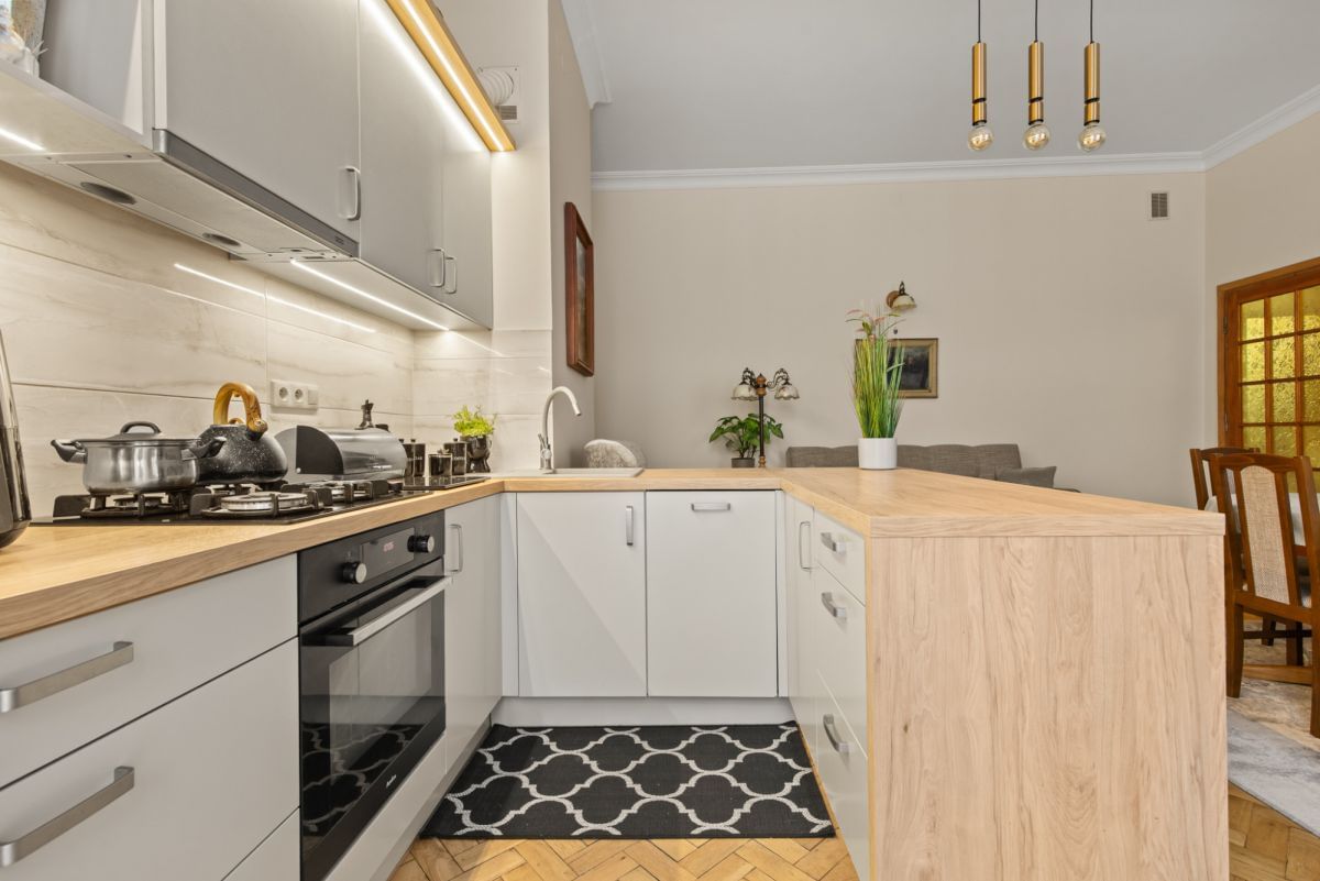 Mieszkanie 3 pokojowe na Sprzedaż