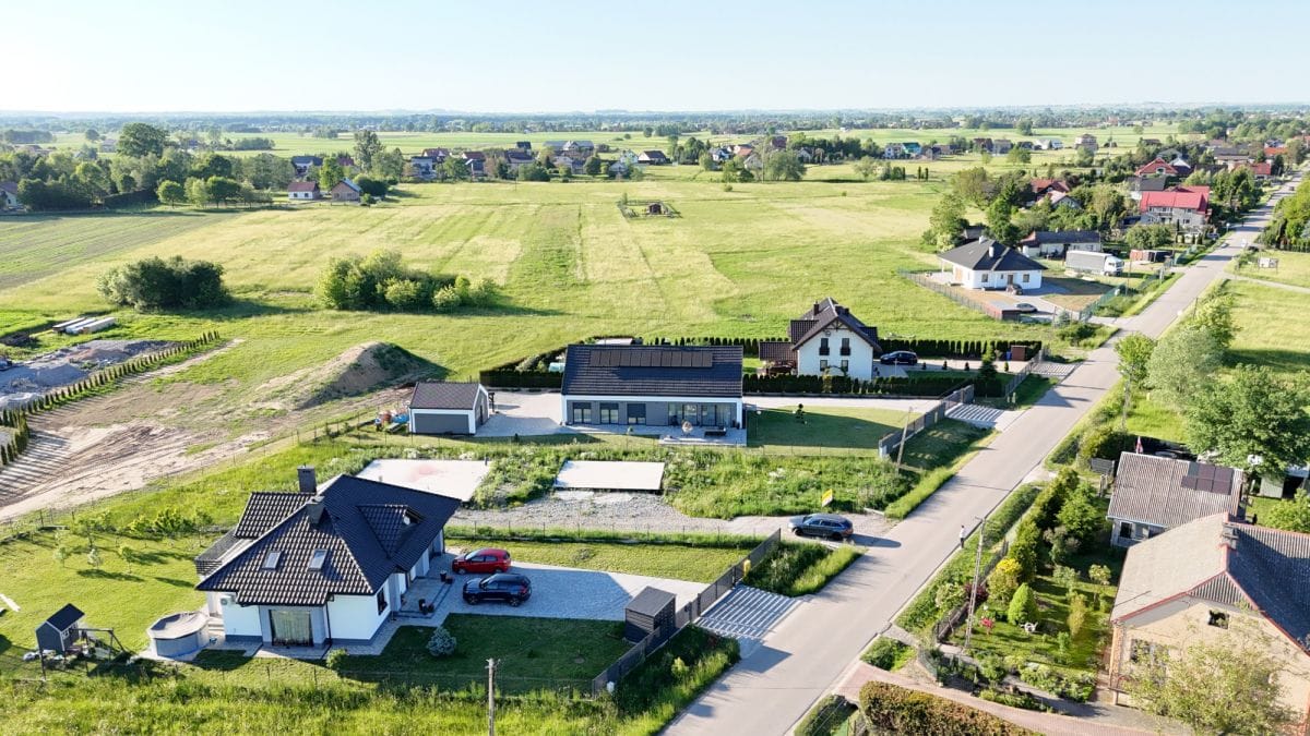 Działka  pokojowe na Sprzedaż