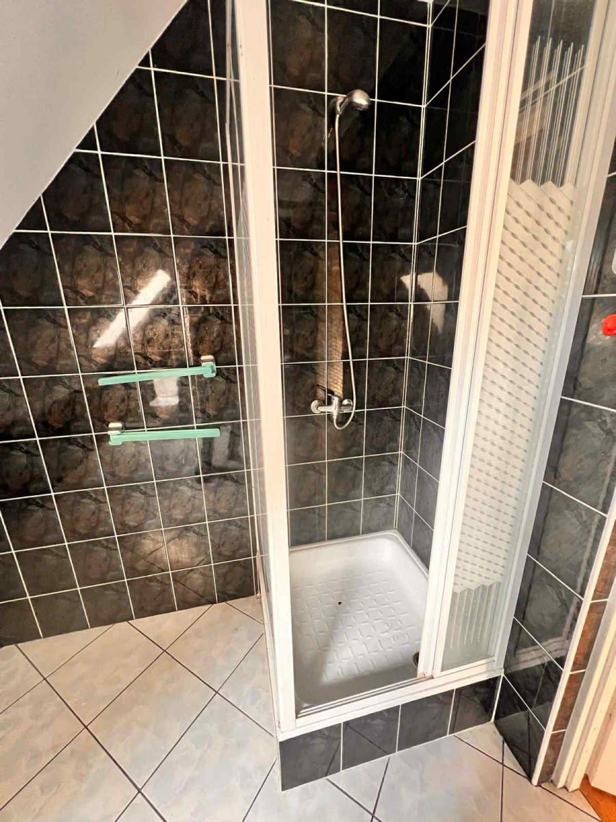 Dom 5 pokojowe na Sprzedaż