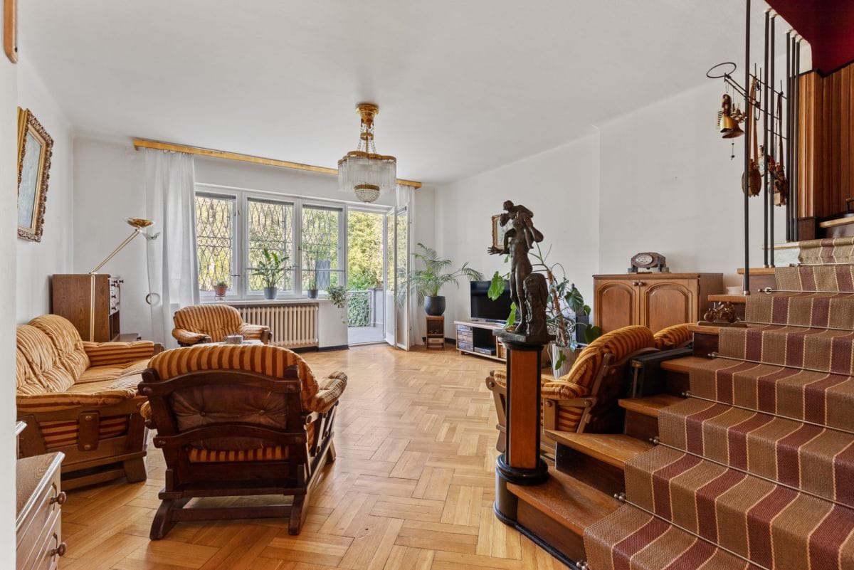 Dom 4 pokojowe na Sprzedaż