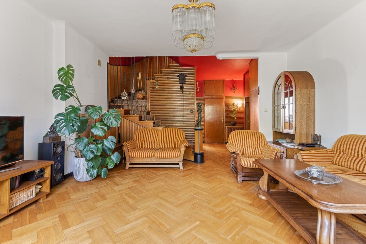 Dom 4 pokojowe na Sprzedaż