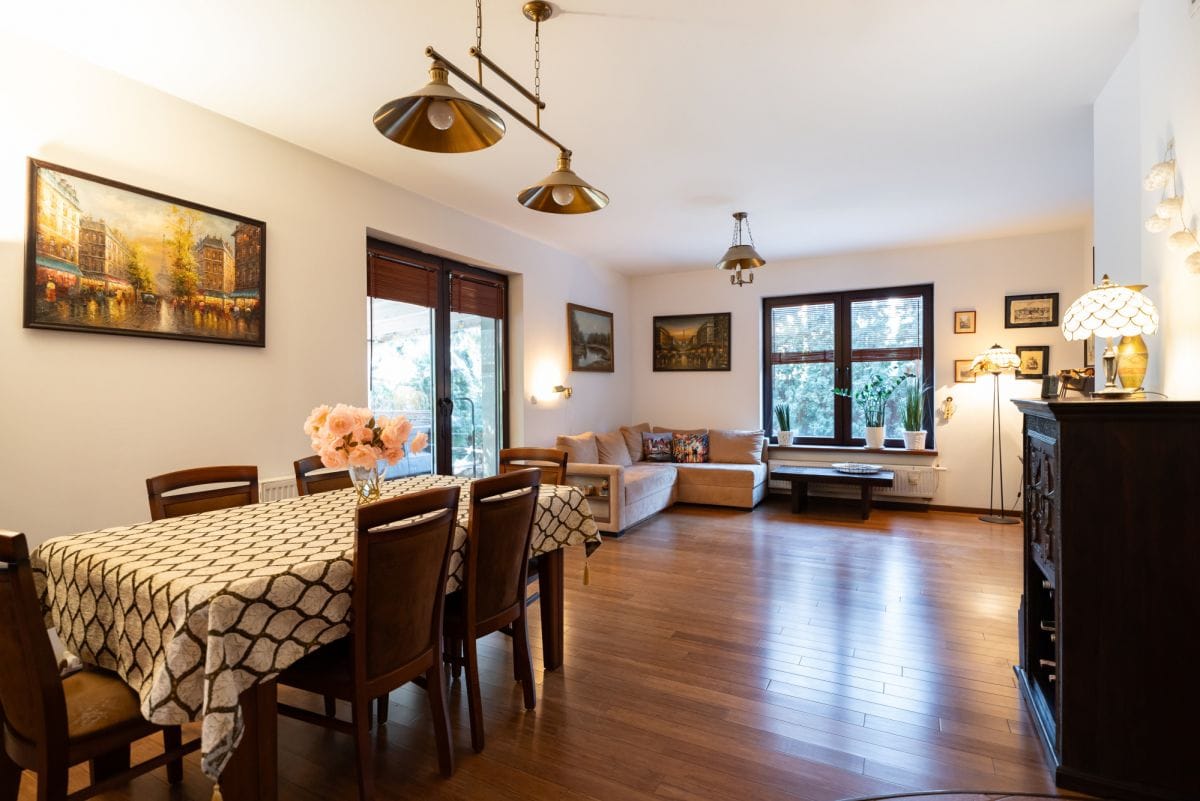 Dom 5 pokojowe na Sprzedaż