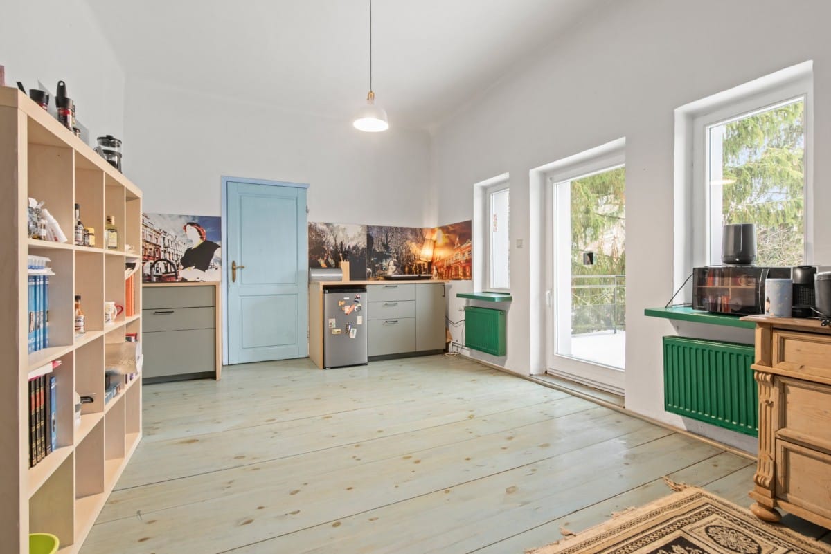 Mieszkanie 4 pokojowe na Sprzedaż