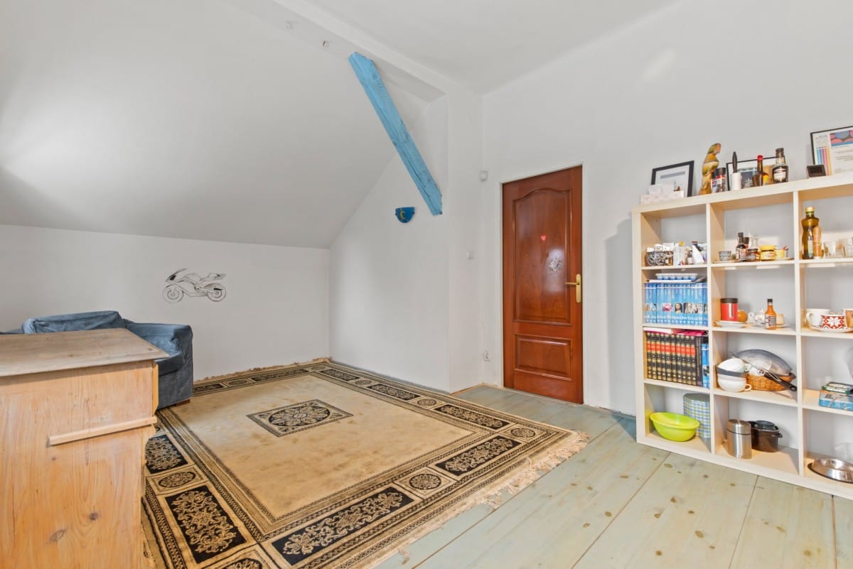 Mieszkanie 4 pokojowe na Sprzedaż