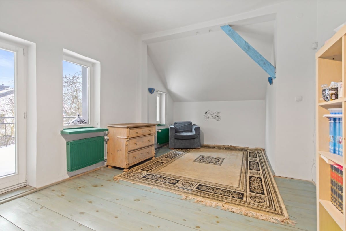 Mieszkanie 4 pokojowe na Sprzedaż