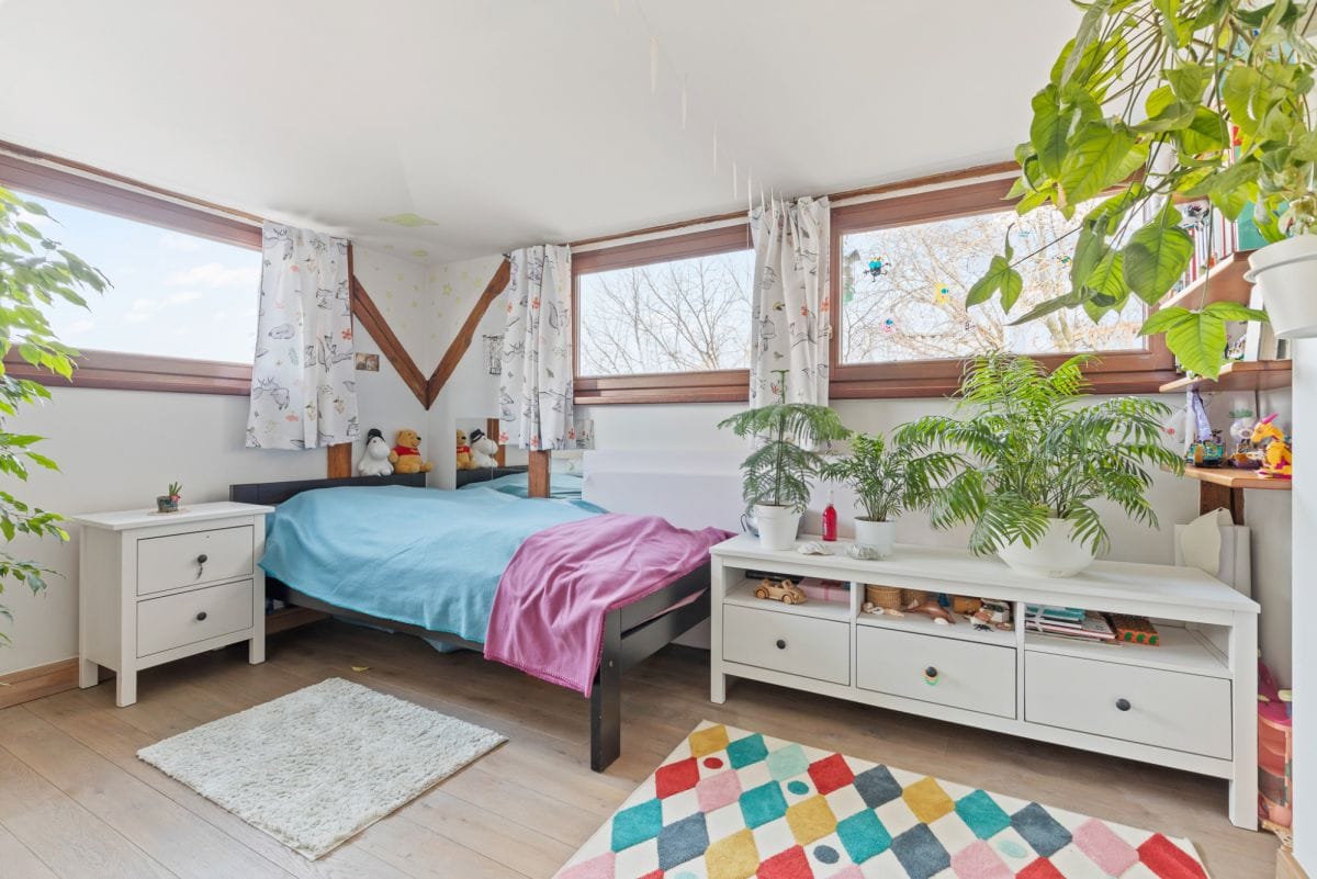 Mieszkanie 9 pokojowe na Sprzedaż