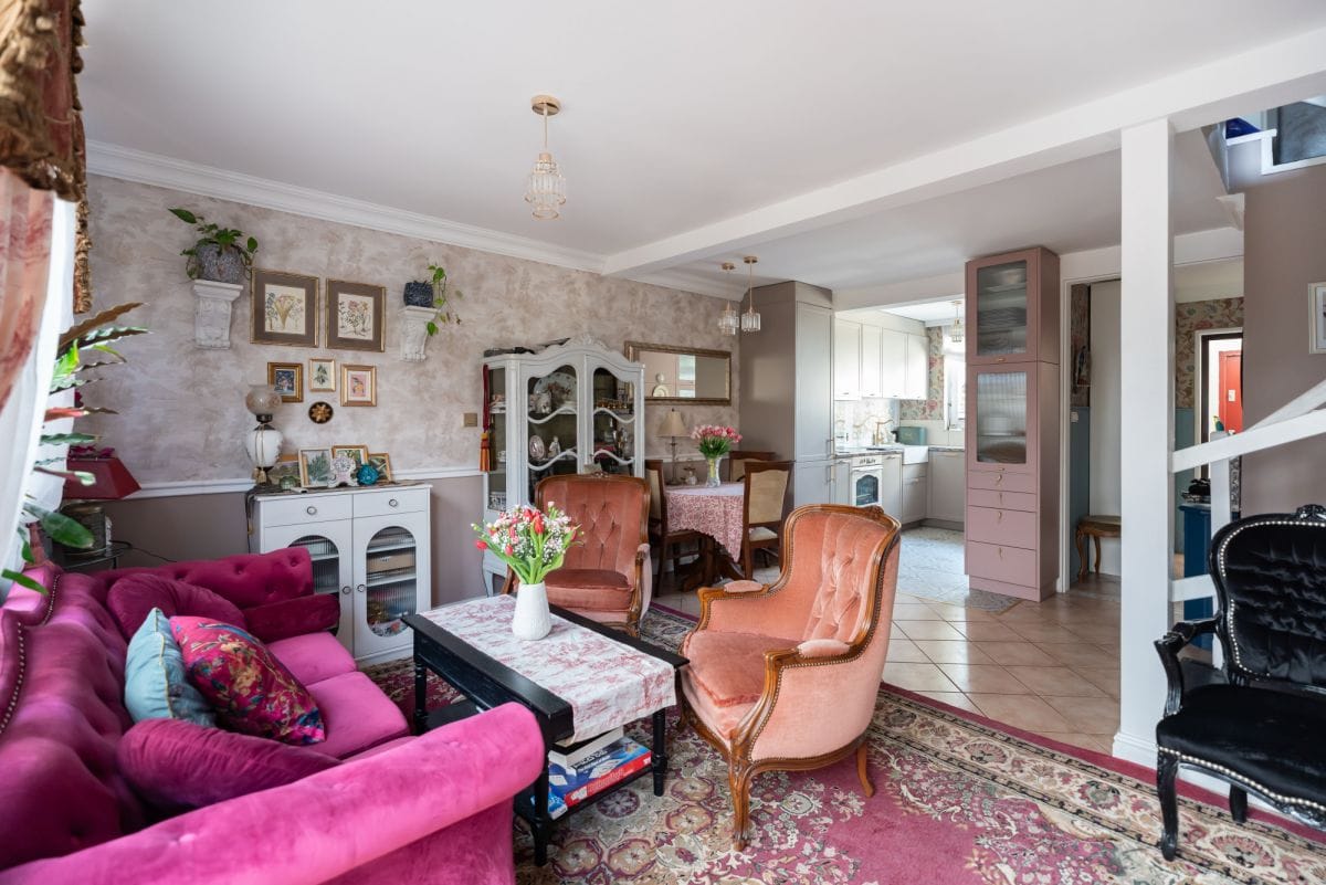 Dom 4 pokojowe na Sprzedaż