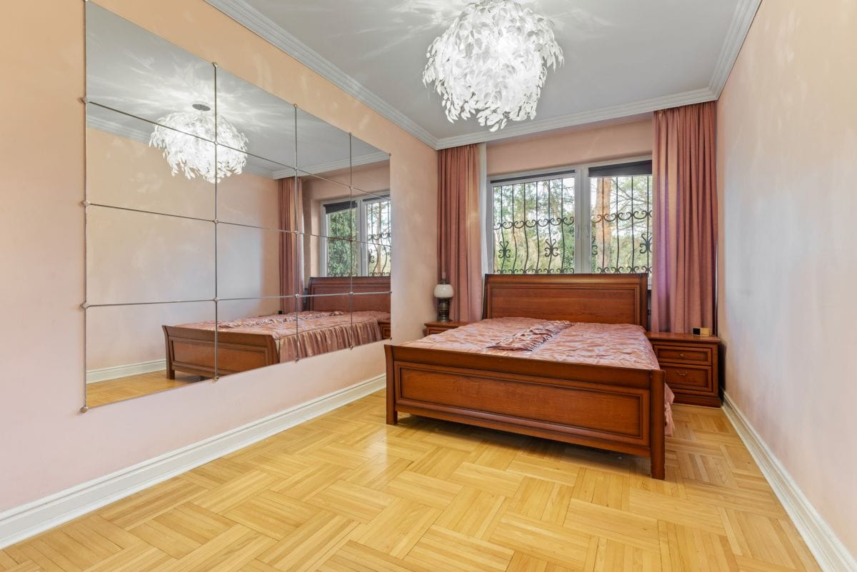 Dom 7 pokojowe na Sprzedaż