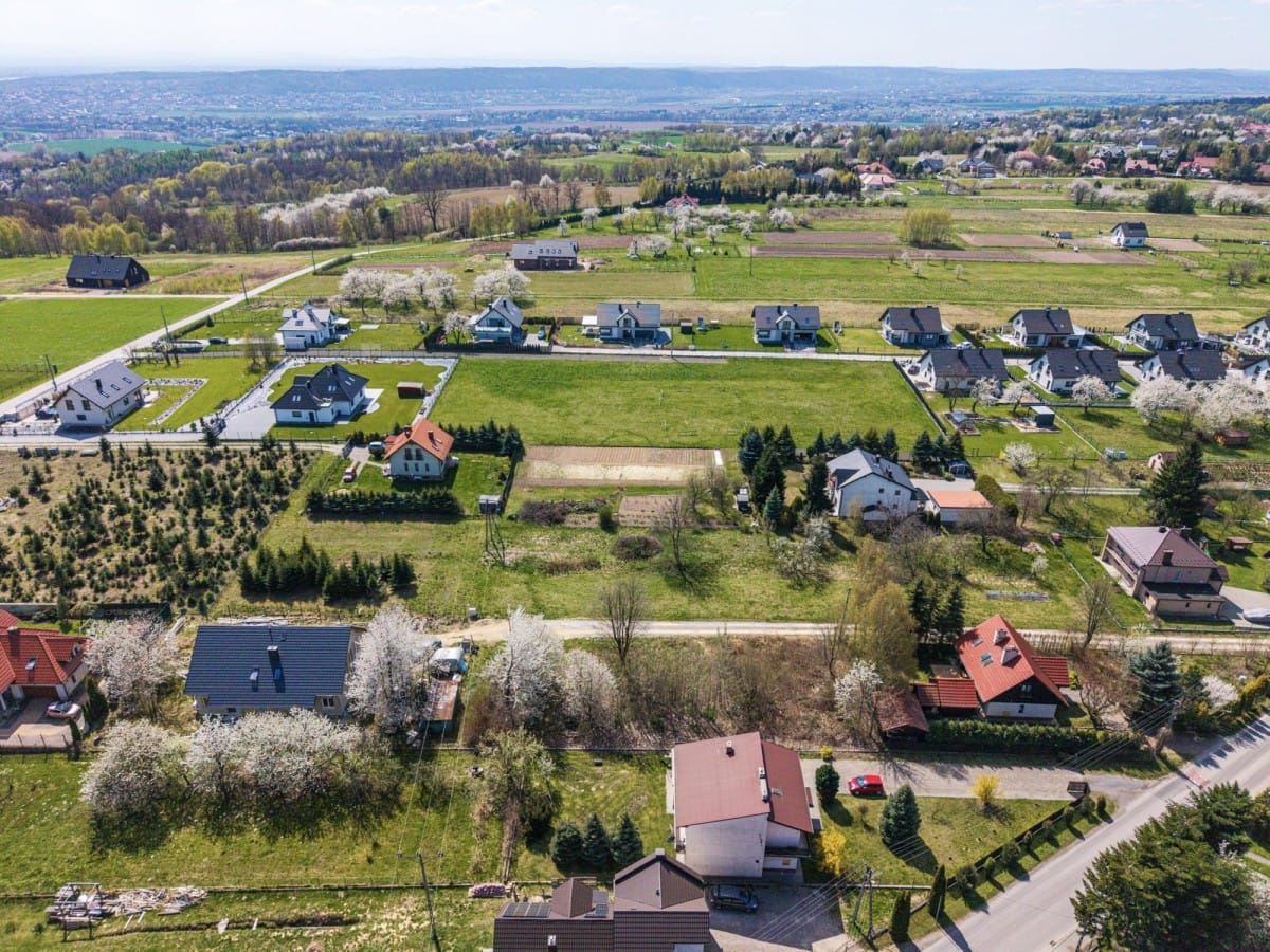 Działka  pokojowe na Sprzedaż