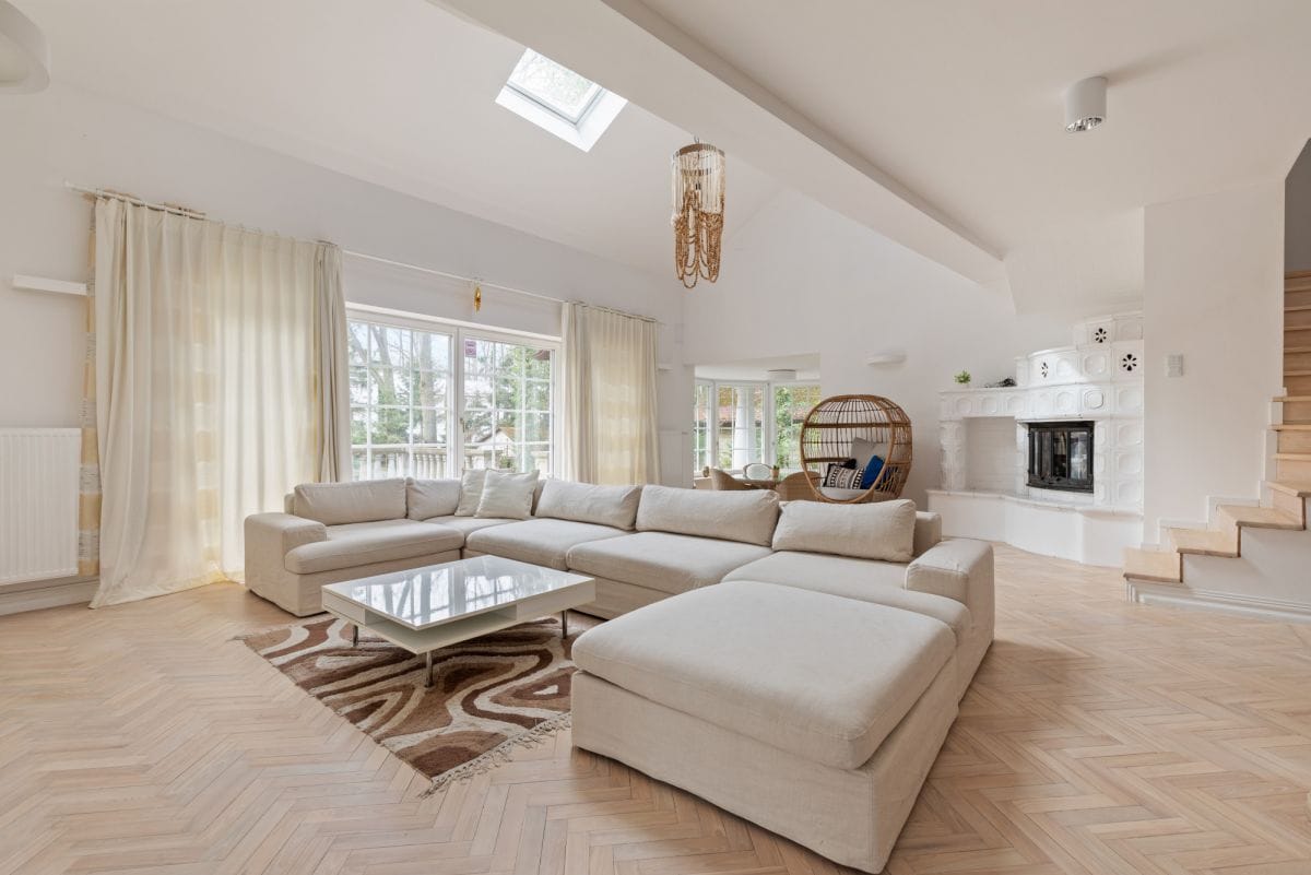 Dom 7 pokojowe na Sprzedaż