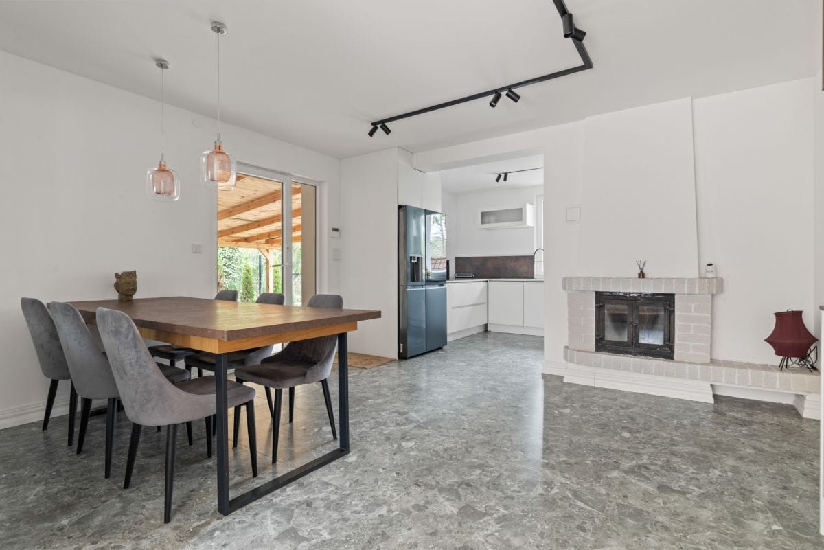 Dom 7 pokojowe na Sprzedaż