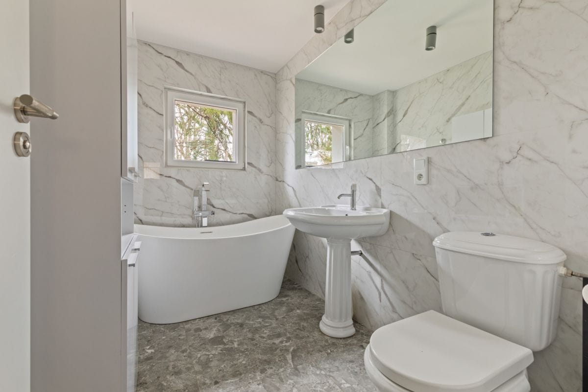 Dom 7 pokojowe na Sprzedaż