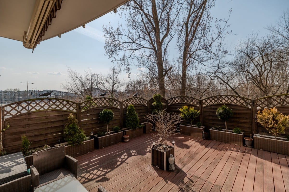 Mieszkanie 4 pokojowe na Sprzedaż