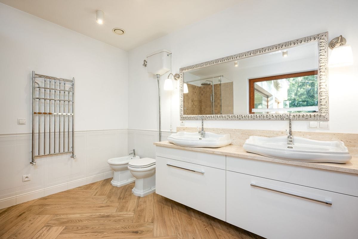 Dom 4 pokojowe na Sprzedaż