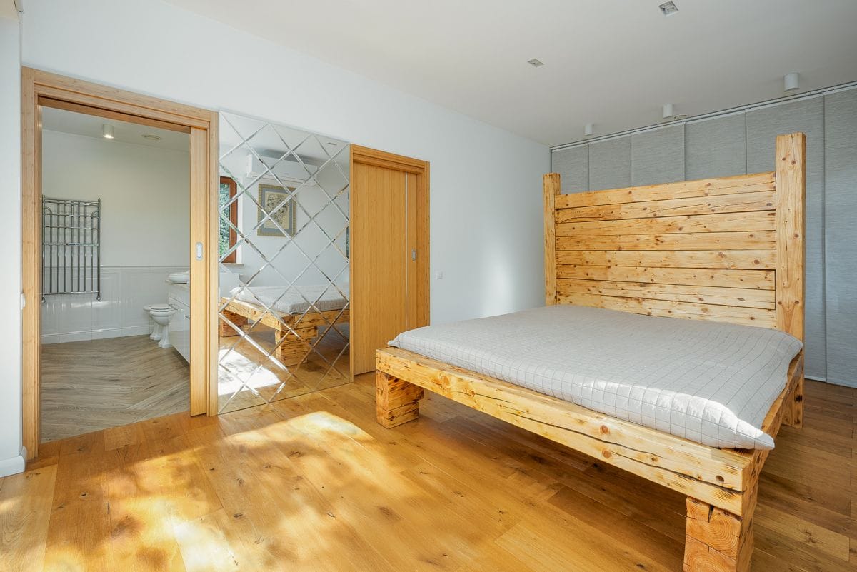 Dom 4 pokojowe na Sprzedaż