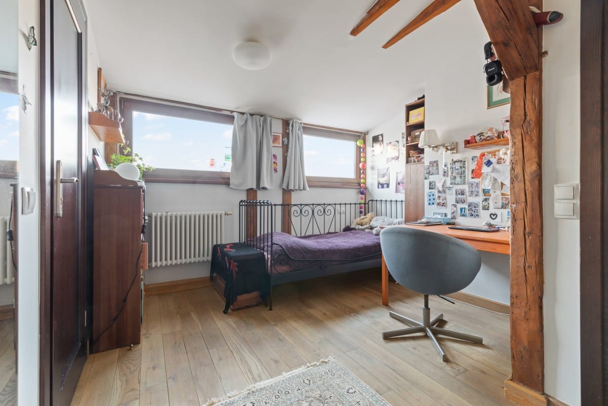 Mieszkanie 5 pokojowe na Sprzedaż