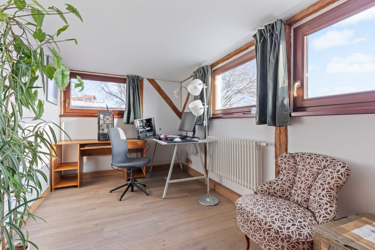 Mieszkanie 5 pokojowe na Sprzedaż