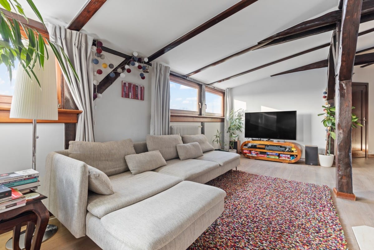 Mieszkanie 4 pokojowe na Sprzedaż