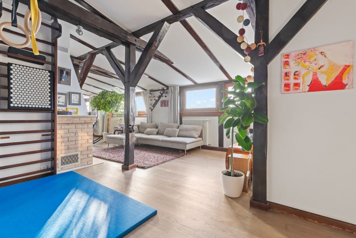 Mieszkanie 4 pokojowe na Sprzedaż