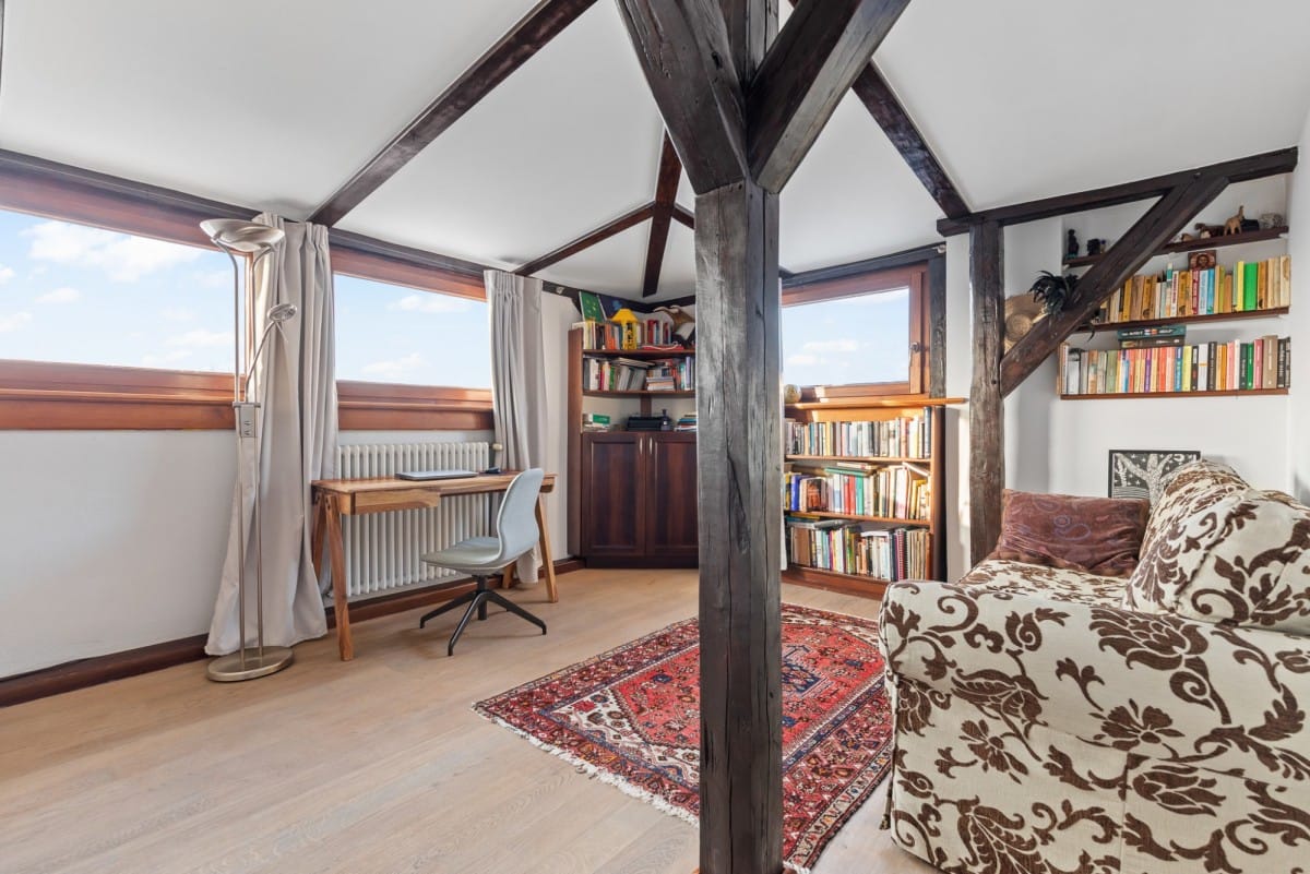 Mieszkanie 4 pokojowe na Sprzedaż