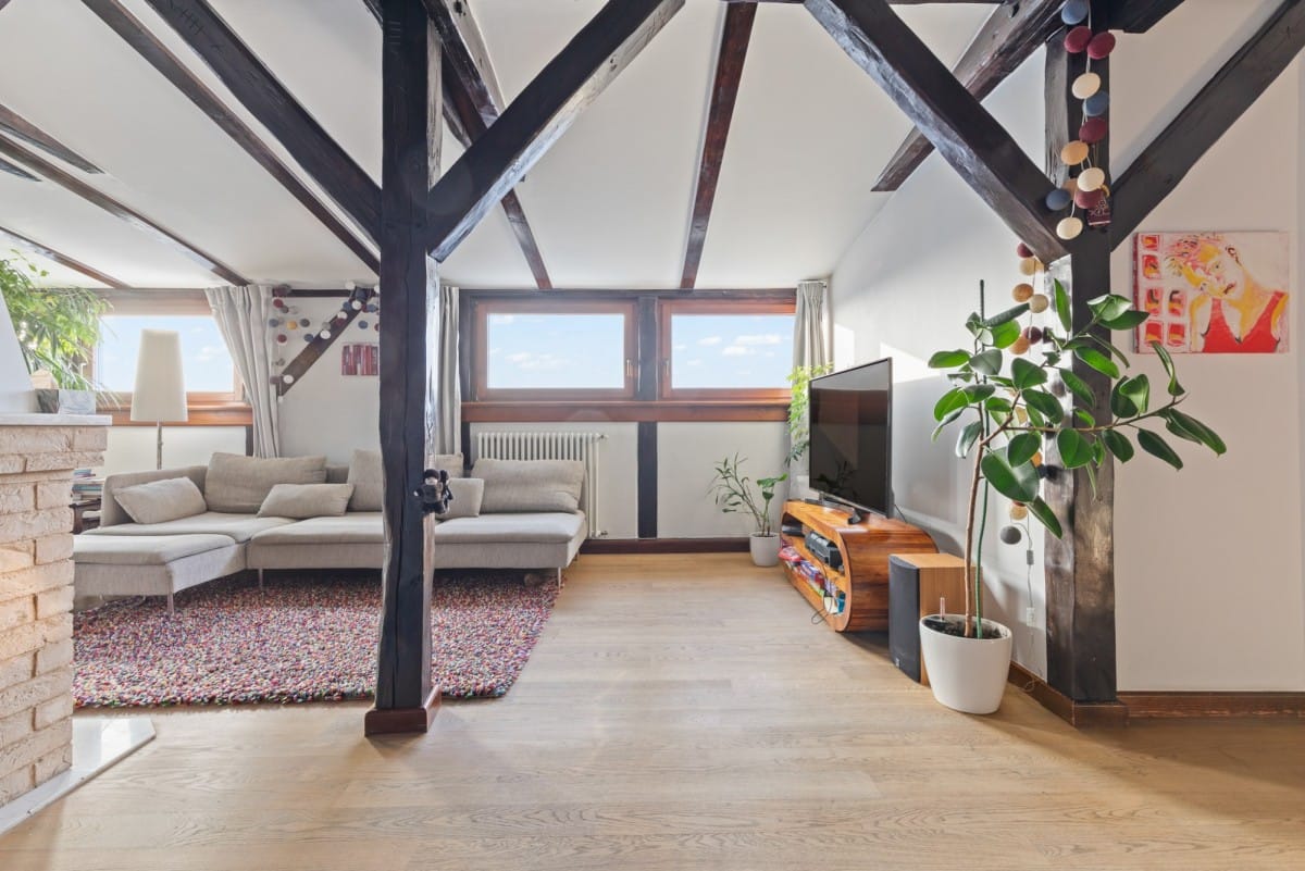 Mieszkanie 4 pokojowe na Sprzedaż