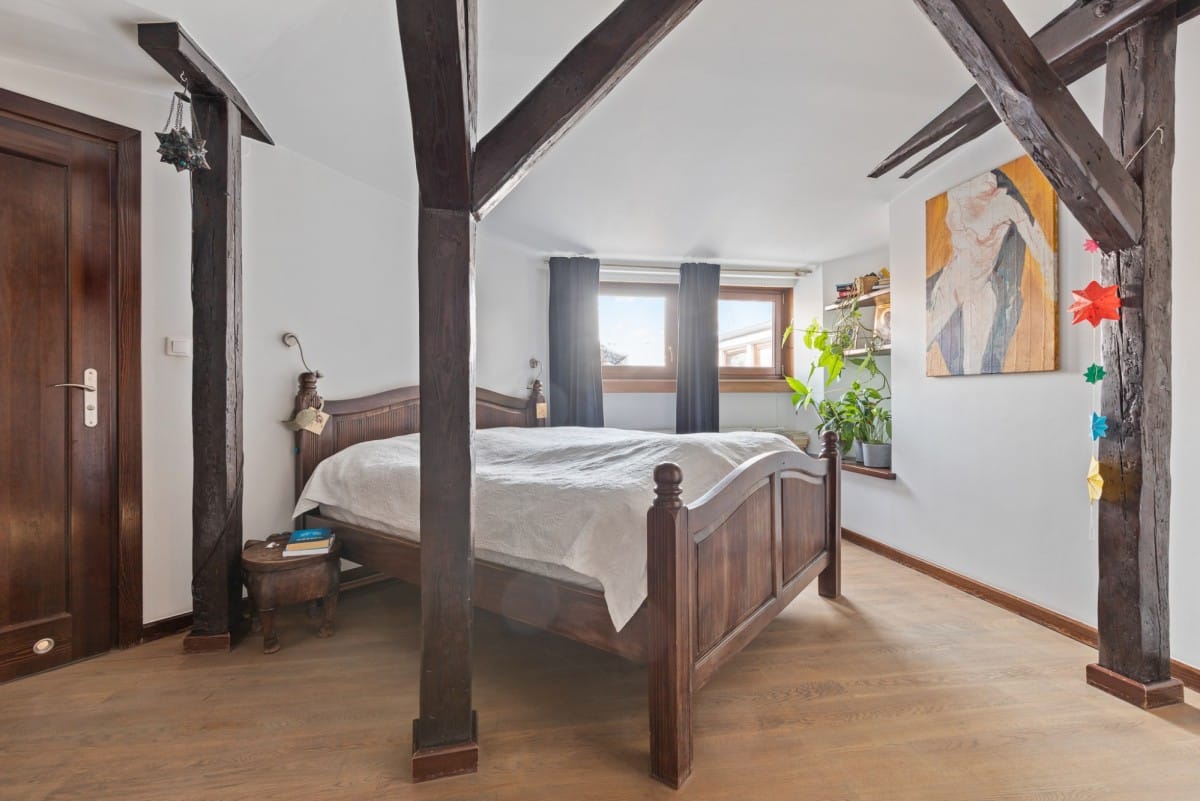 Mieszkanie 4 pokojowe na Sprzedaż