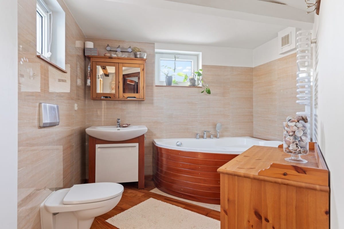 Mieszkanie 4 pokojowe na Sprzedaż