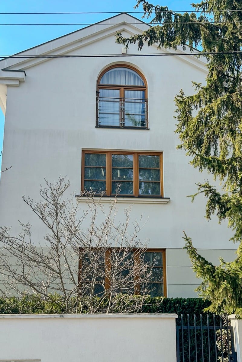 Mieszkanie 5 pokojowe na Sprzedaż