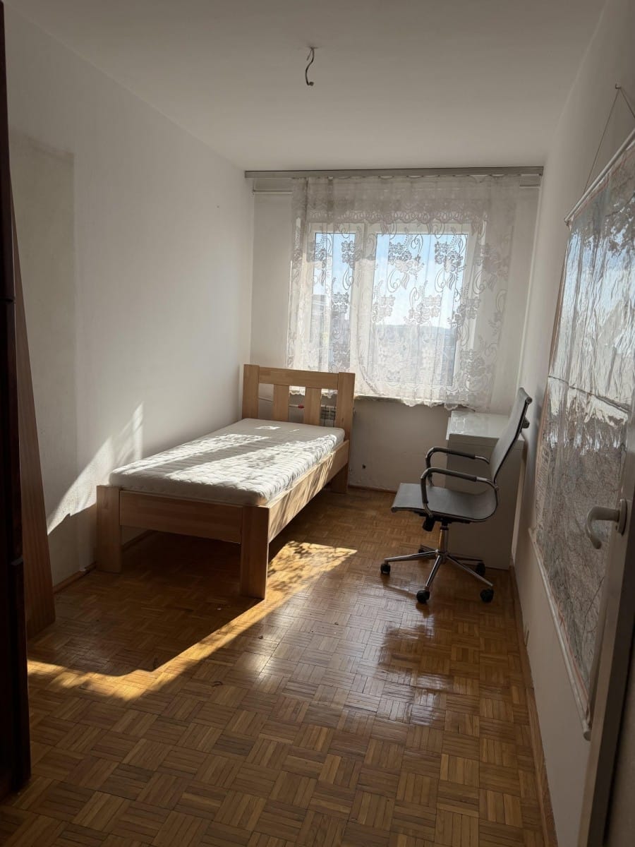 Mieszkanie 4 pokojowe na Sprzedaż