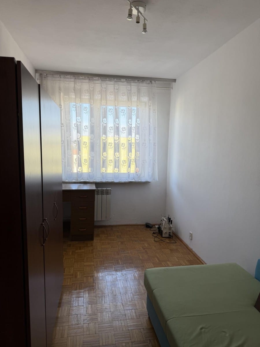 Mieszkanie 4 pokojowe na Sprzedaż