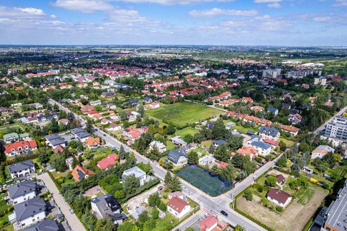 Działka  pokojowe na Sprzedaż