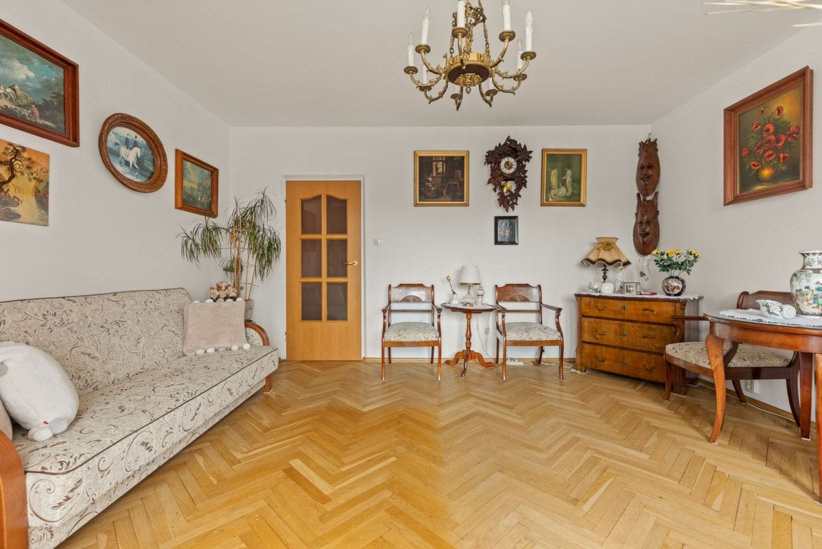 Mieszkanie 4 pokojowe na Sprzedaż