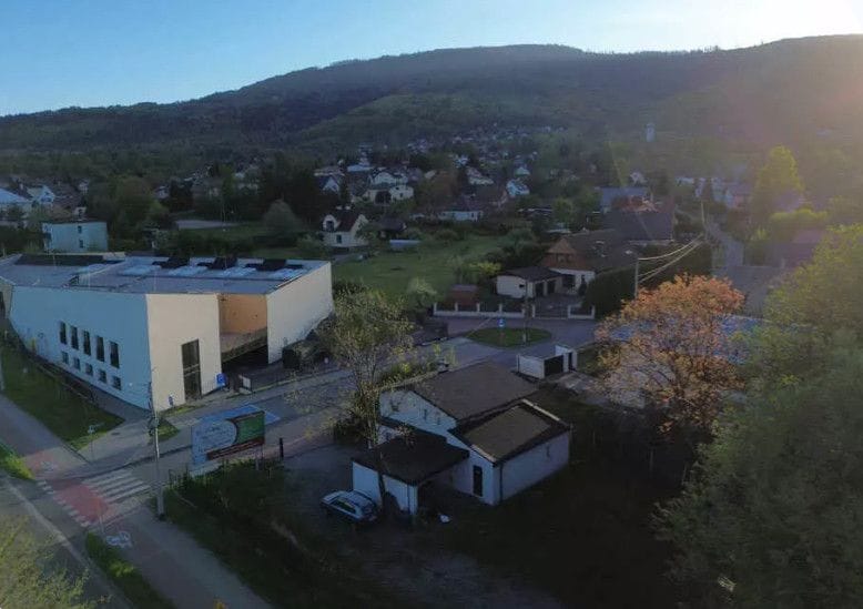 Dom 4 pokojowe na Sprzedaż