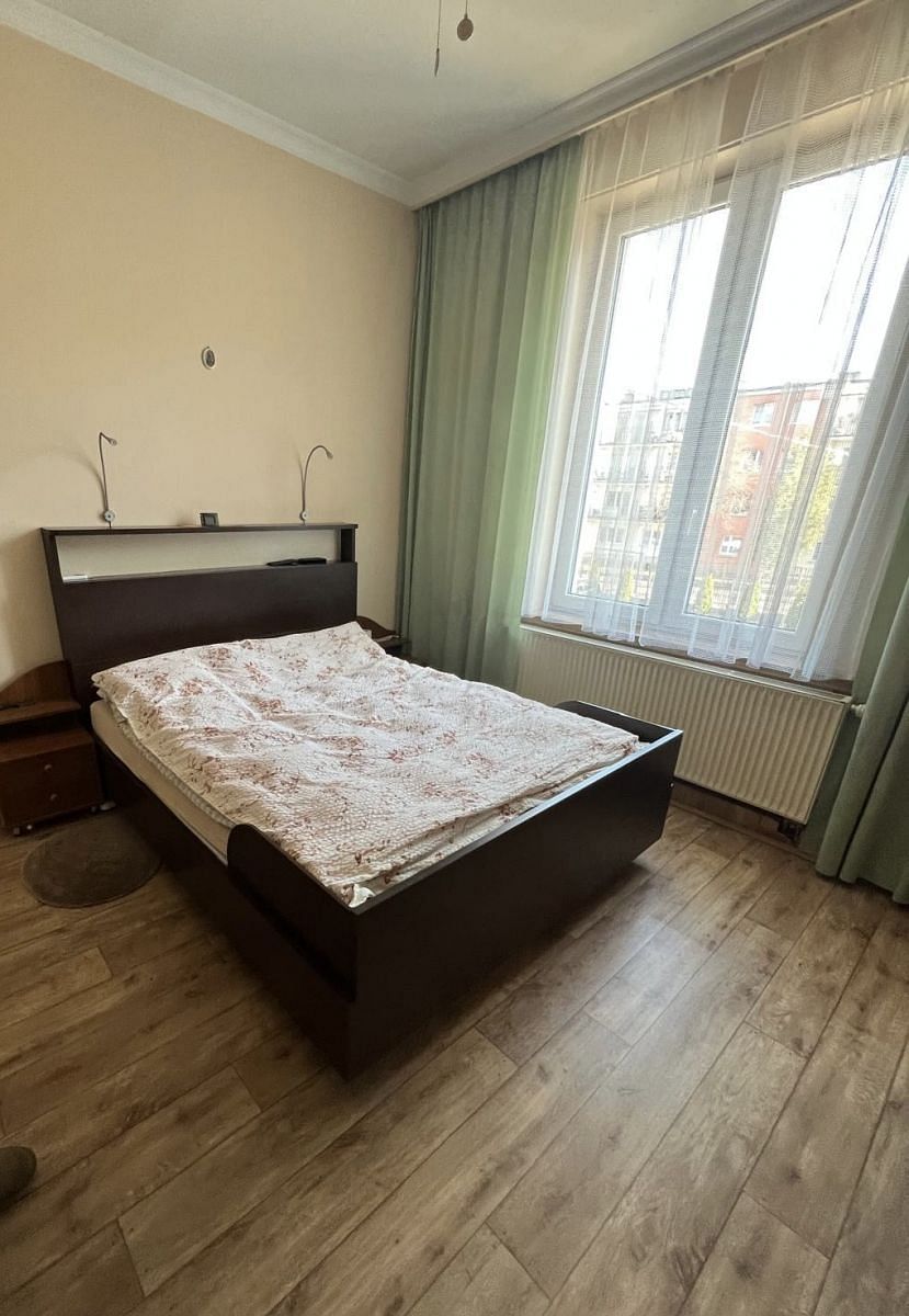 Lokal użytkowy  pokojowe na Sprzedaż
