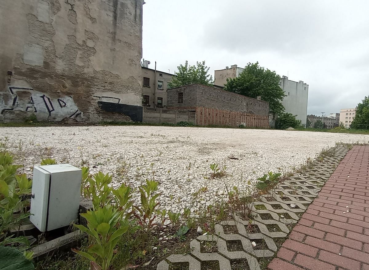 Działka  pokojowe na Sprzedaż