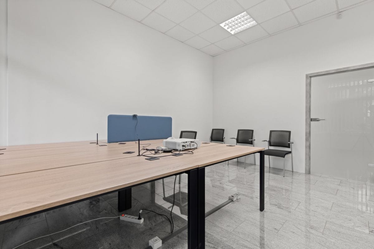 Lokal użytkowy  pokojowe na Sprzedaż