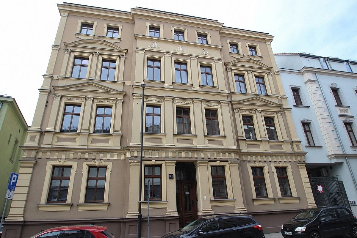 Lokal użytkowy  pokojowe na Sprzedaż